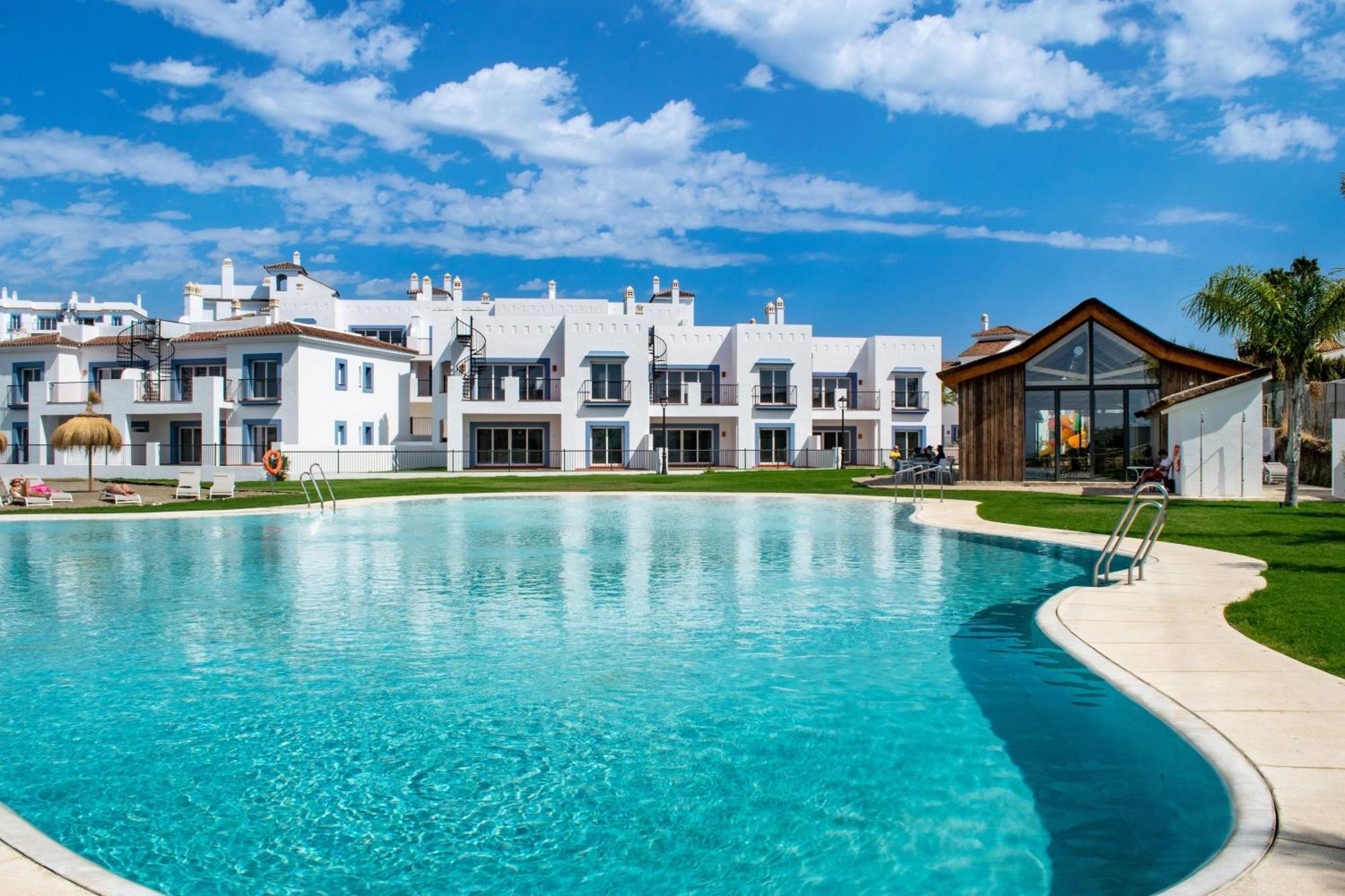 Apartamento Amazing New Apt.-3 Rooms-6 Pools-spa 601 *
