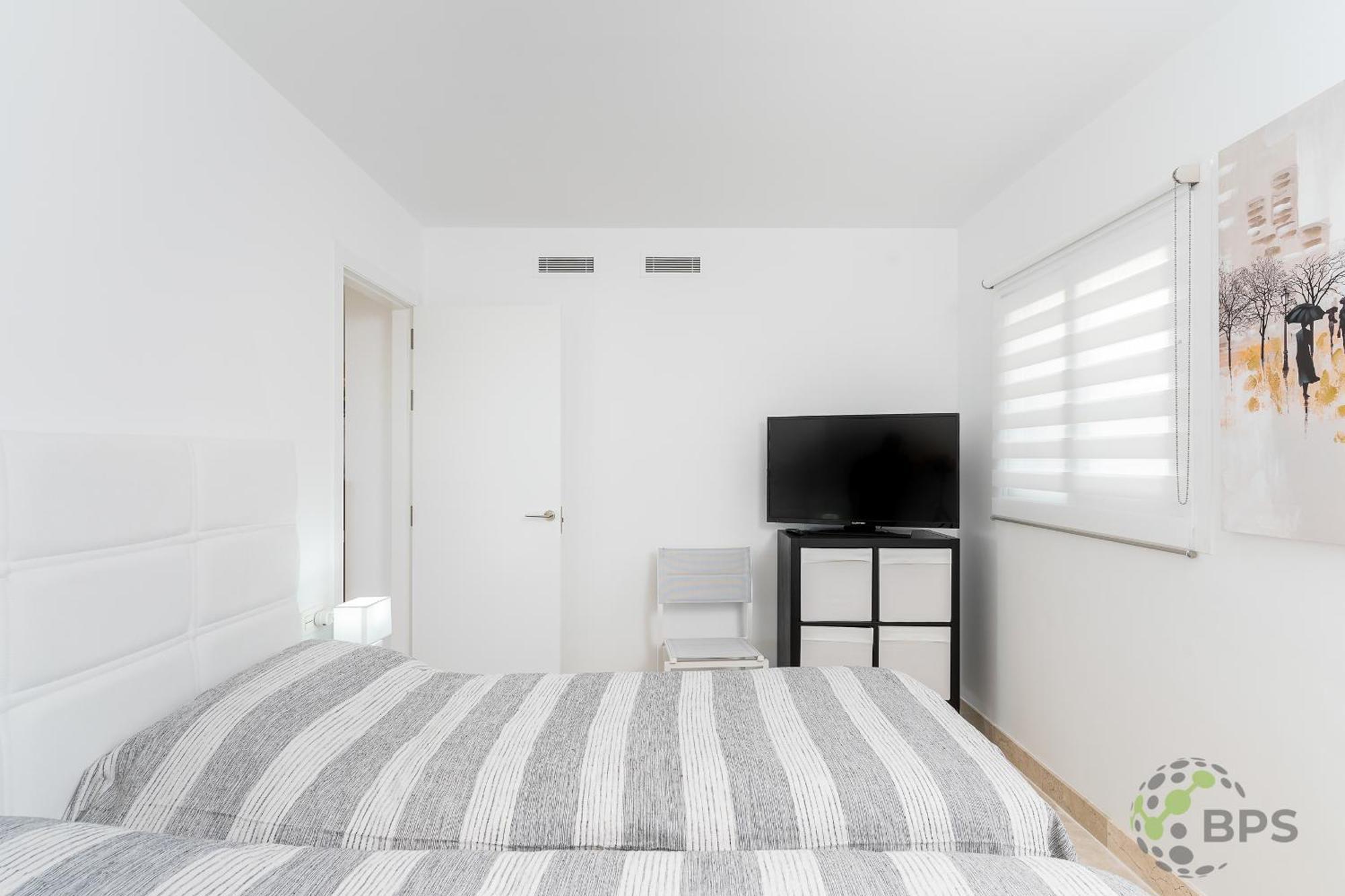 Amazing New Apt.-3 Rooms-6 Pools-spa 601 Apartamento Estepona