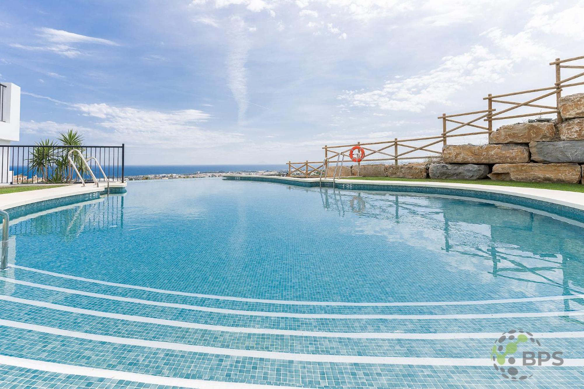 Apartment Amazing New Apt.-3 Rooms-6 Pools-spa 601 Estepona